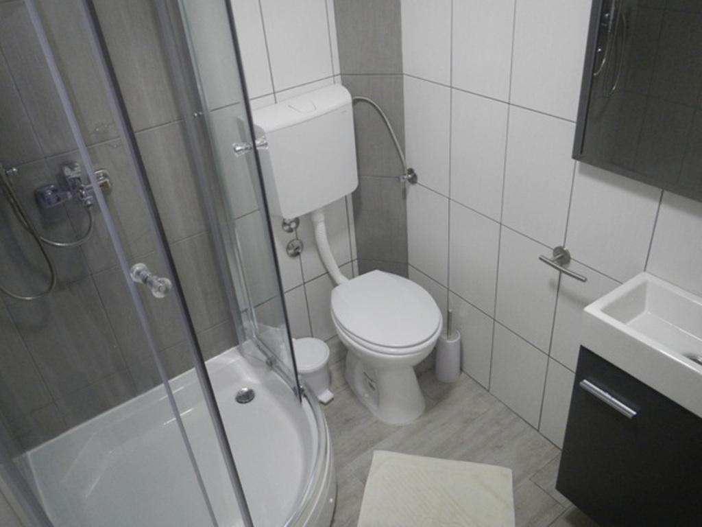 Apartments Valter Tisno Bagian luar foto